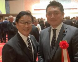 栗山英樹さん