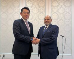 オマーン大使帰任へ